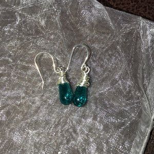 Silver and green Pierced earrings
